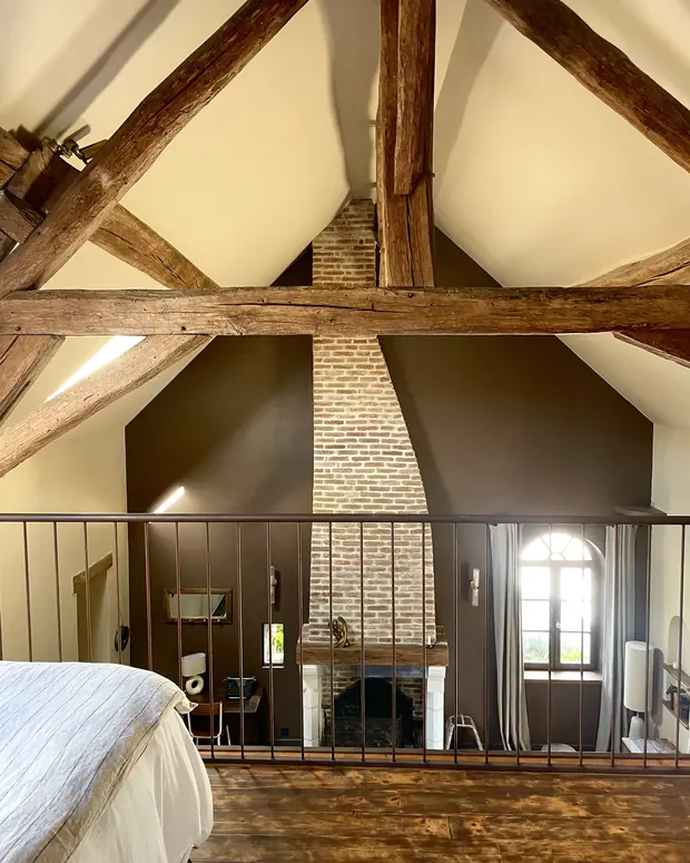 La mezzanine, vue depuis le lit — La Dépendance, EDDA Country House
